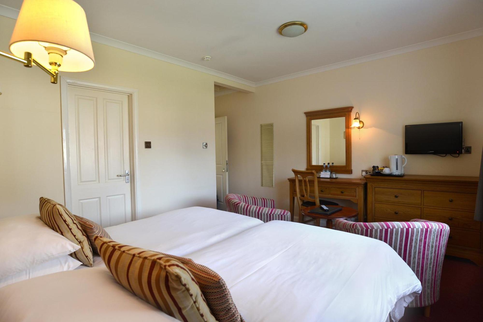The Brickwall Hotel Sedlescombe Buitenkant foto