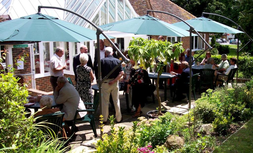 The Brickwall Hotel Sedlescombe Buitenkant foto